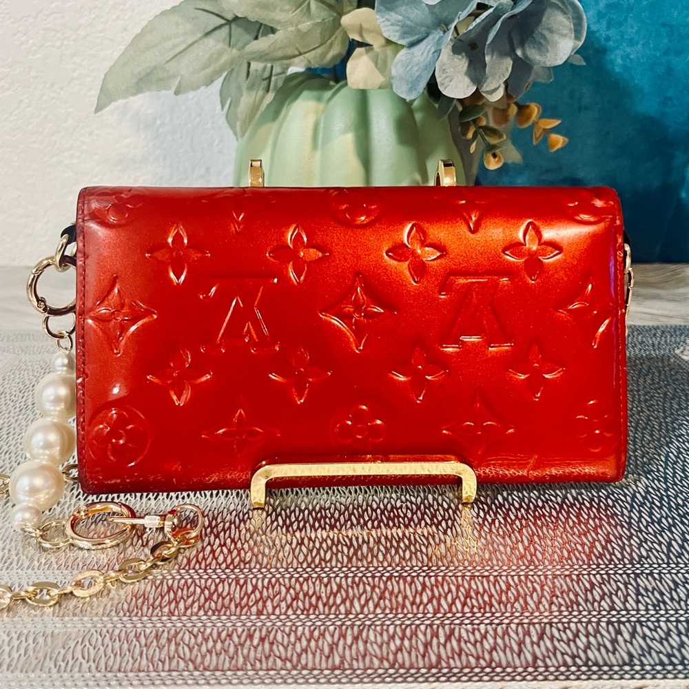 Louis vuitton patented leather monogram clutch wallet - Picture 8 of 16